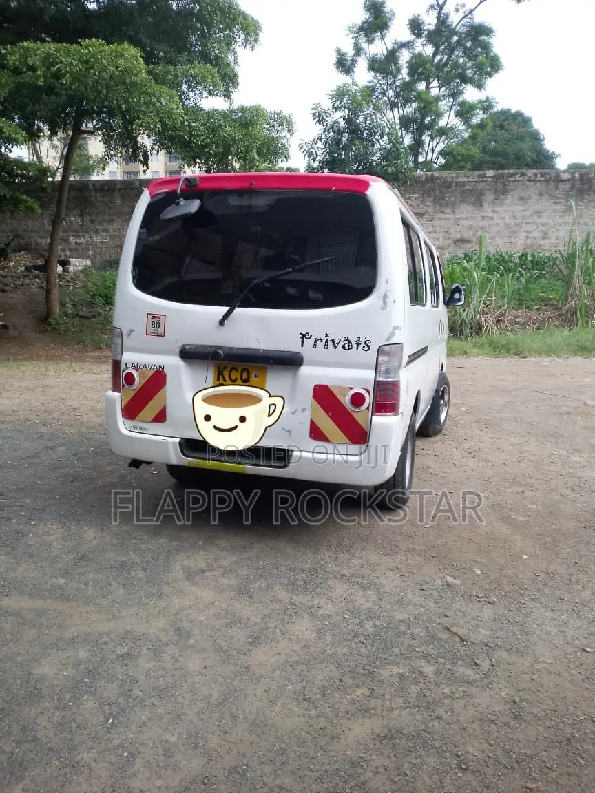 Nissan Caravan (Urvan) 2011 White