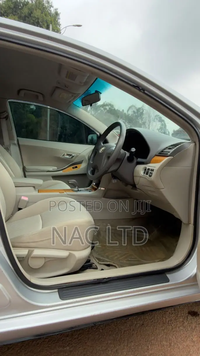Toyota Premio 1.5 FWD 2009 Silver