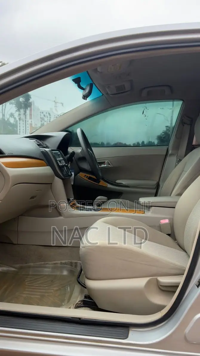 Toyota Premio 1.5 FWD 2009 Silver