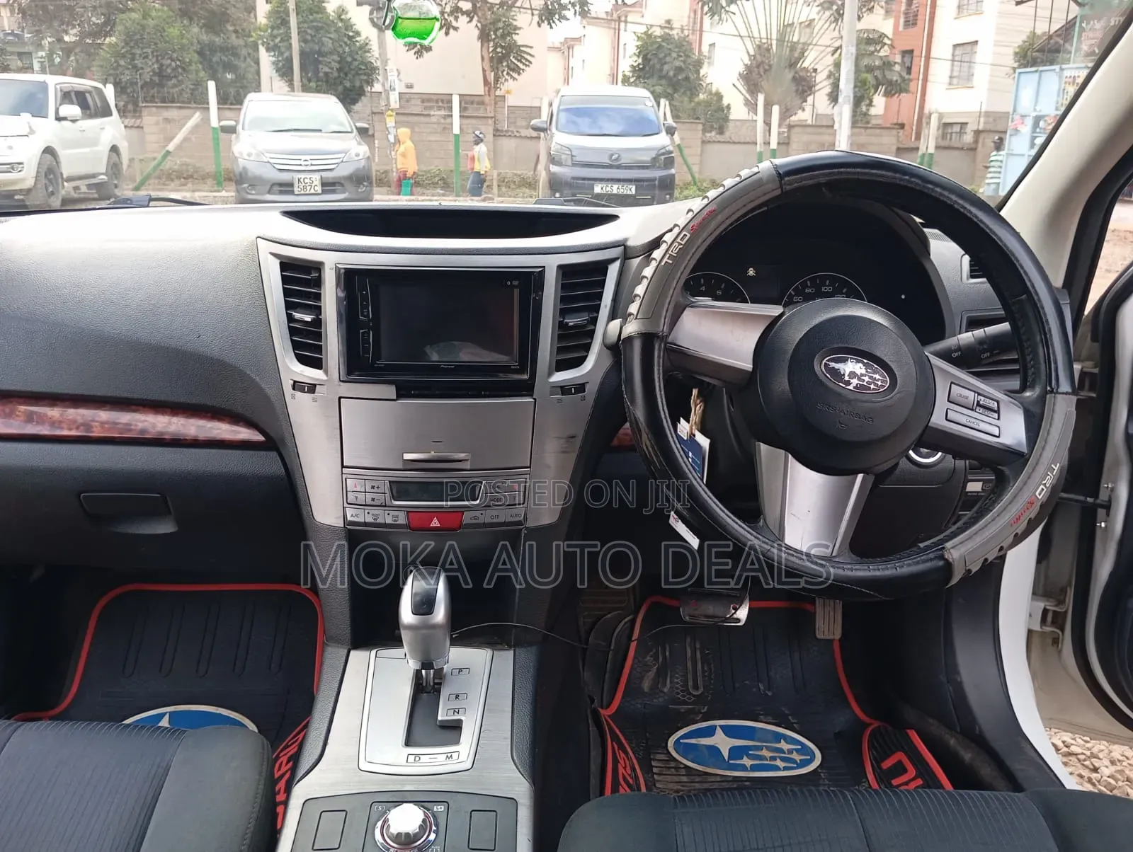 Subaru Legacy 2010 White