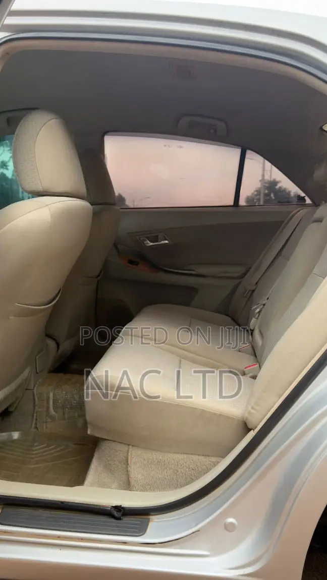 Toyota Premio 1.5 FWD 2009 Silver