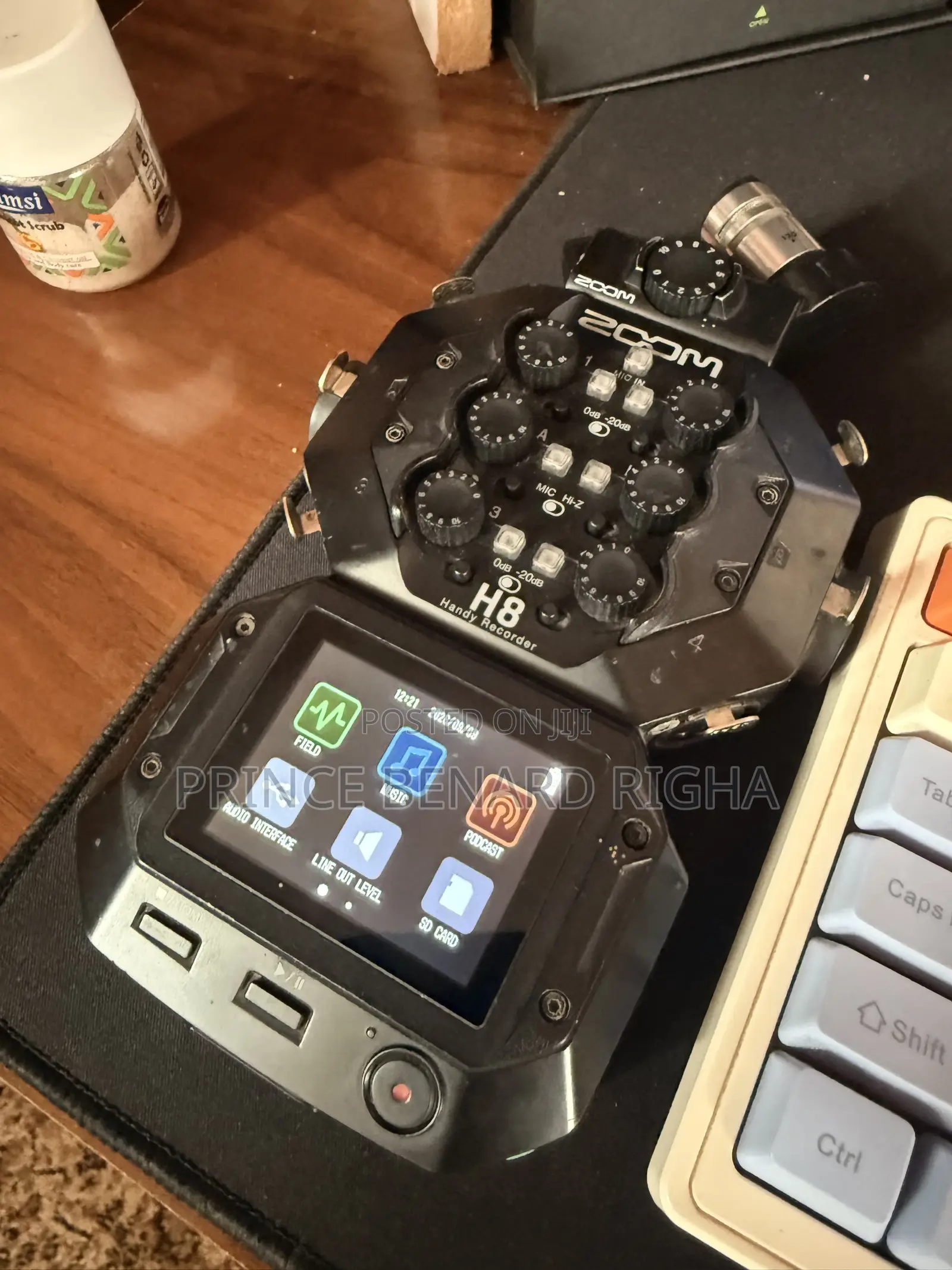 Zoom H8 Audio Interface