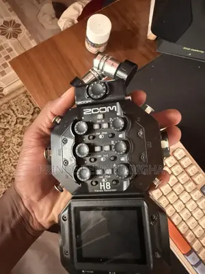 Zoom H8 Audio Interface