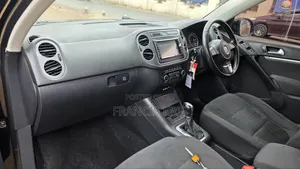 Volkswagen Tiguan 2013 Black