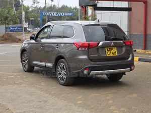 Mitsubishi Outlander 2014 Gray