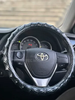 Toyota Auris 2013 White