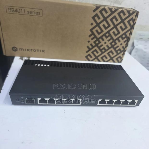 MikroTik RB4011iGS+RM 10-Port Wired Router - main view