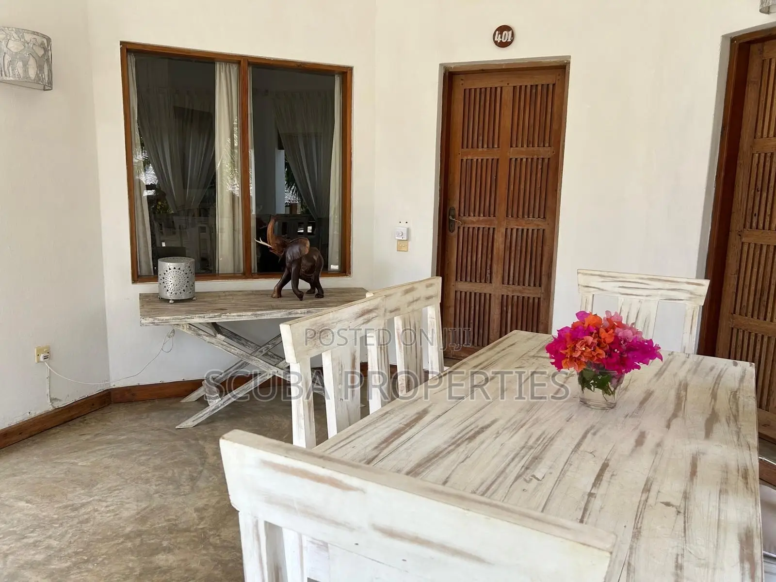 Furnished 2bdrm Apartment in Town Centre for sale