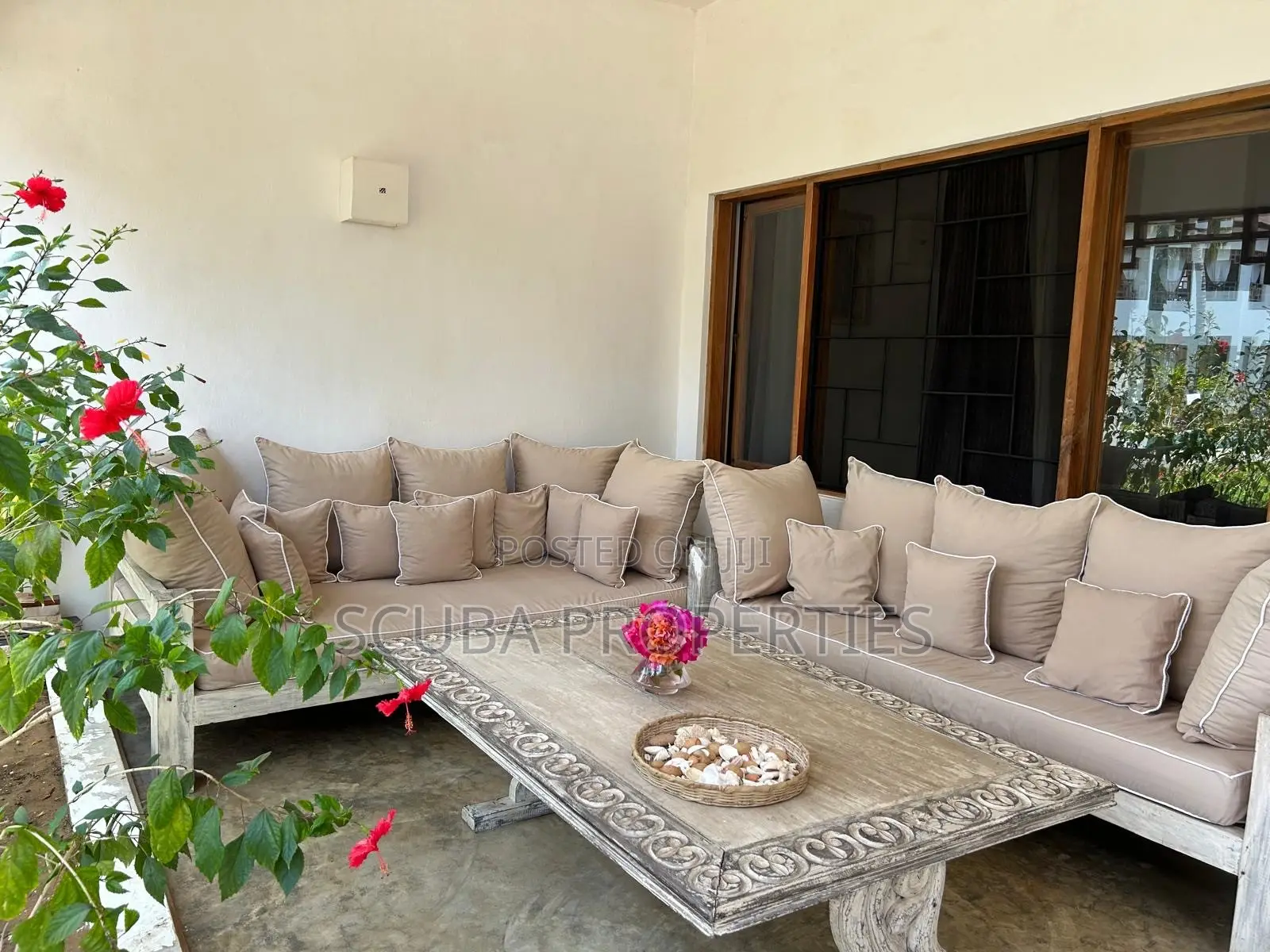 Furnished 2bdrm Apartment in Town Centre for sale
