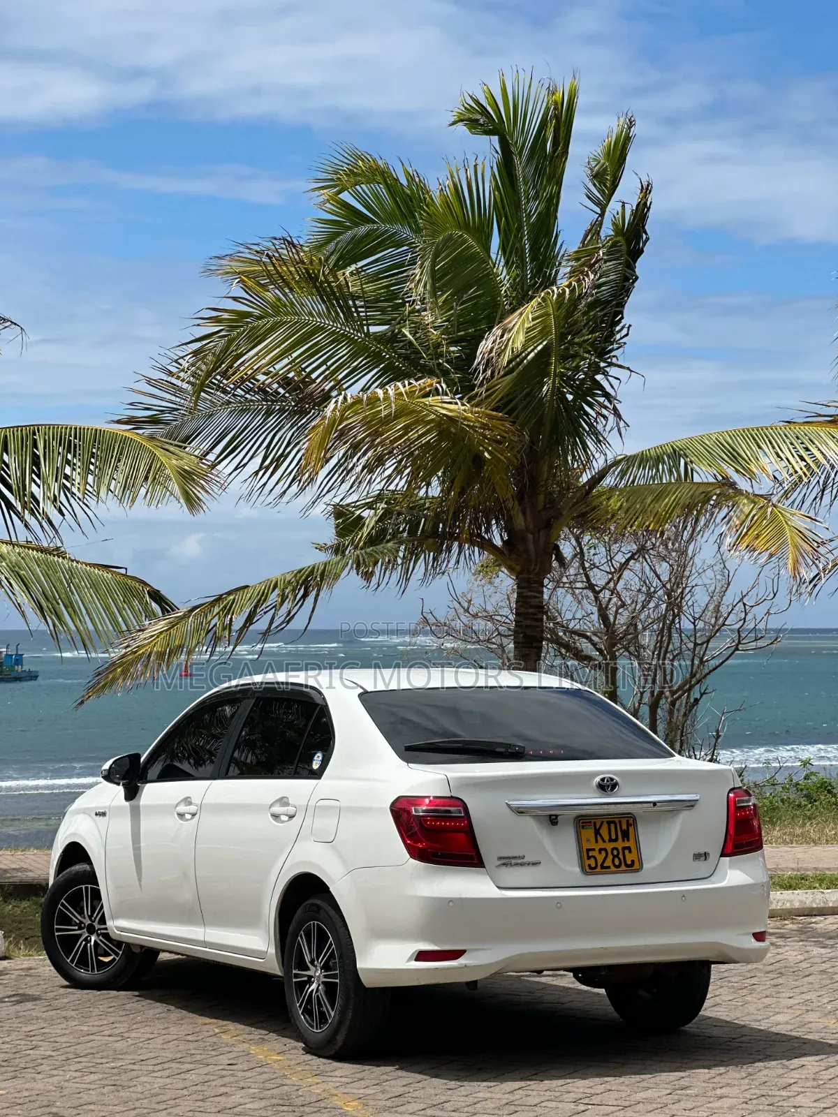 Toyota Axio 1.5 G 2WD 2018 White