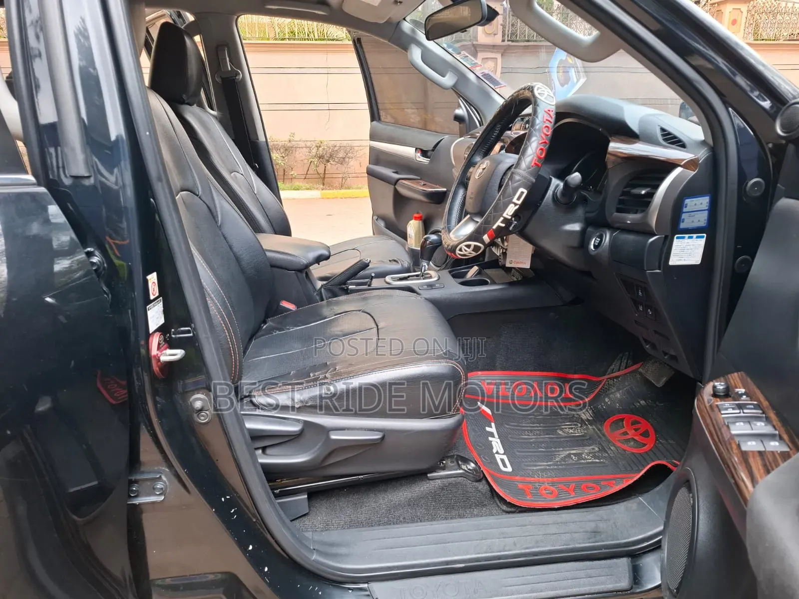 Toyota Hilux Revo Double Cab Deisel 2.4 RWD 2018 Black