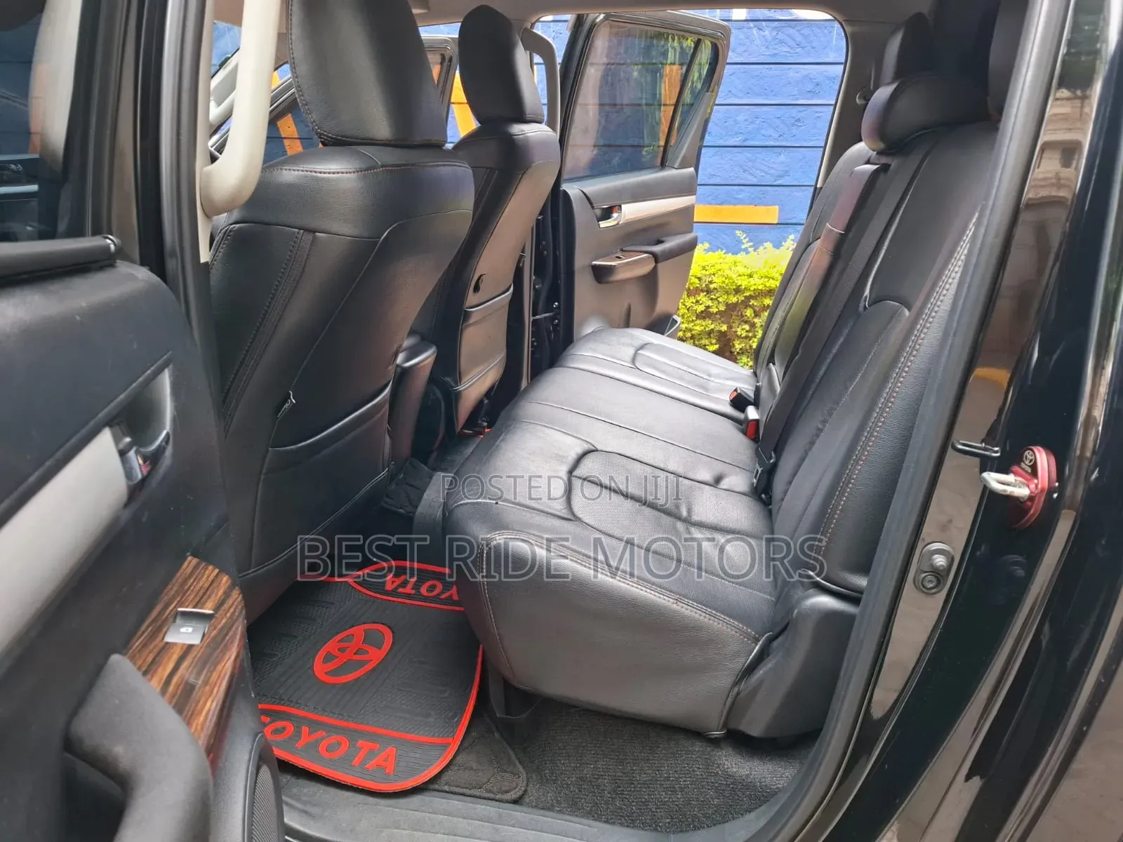 Toyota Hilux Revo Double Cab Deisel 2.4 RWD 2018 Black