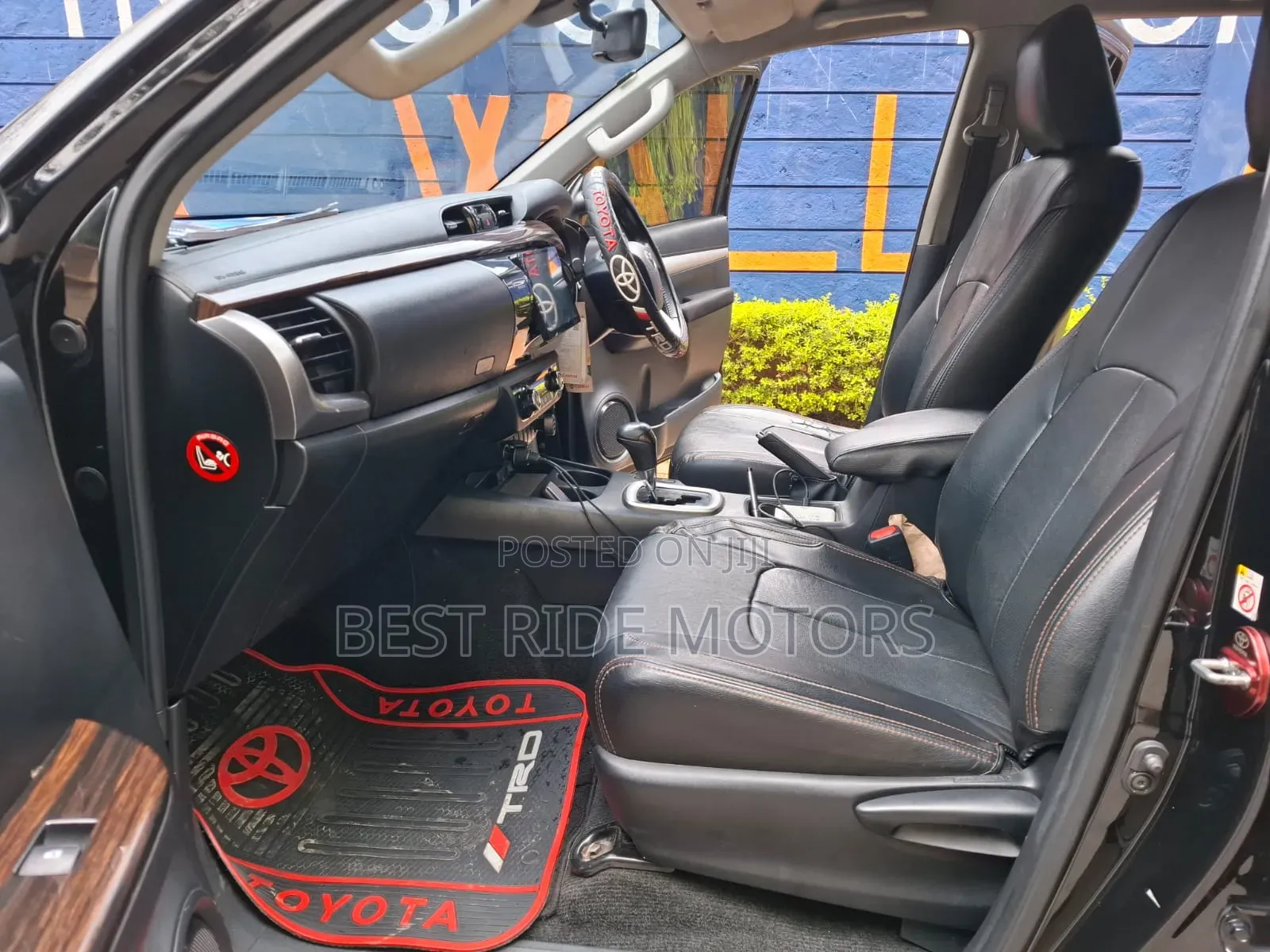 Toyota Hilux Revo Double Cab Deisel 2.4 RWD 2018 Black