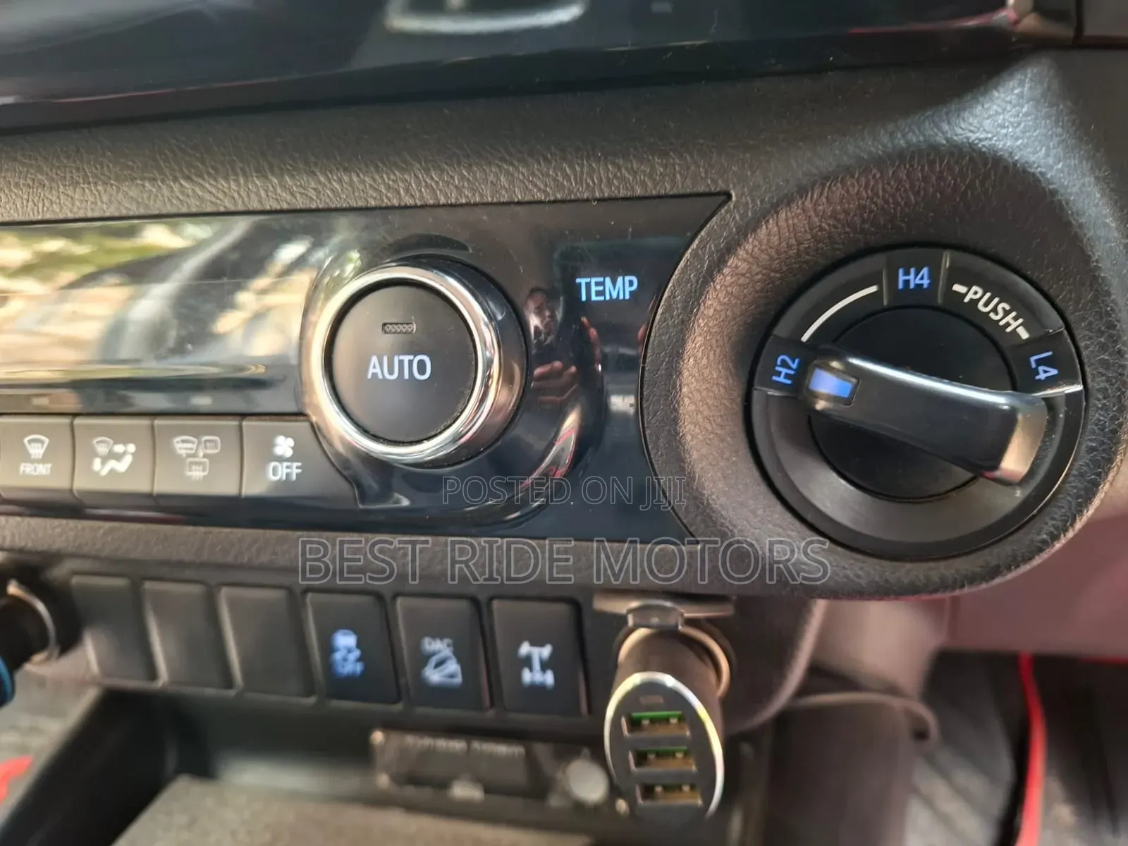 Toyota Hilux Revo Double Cab Deisel 2.4 RWD 2018 Black