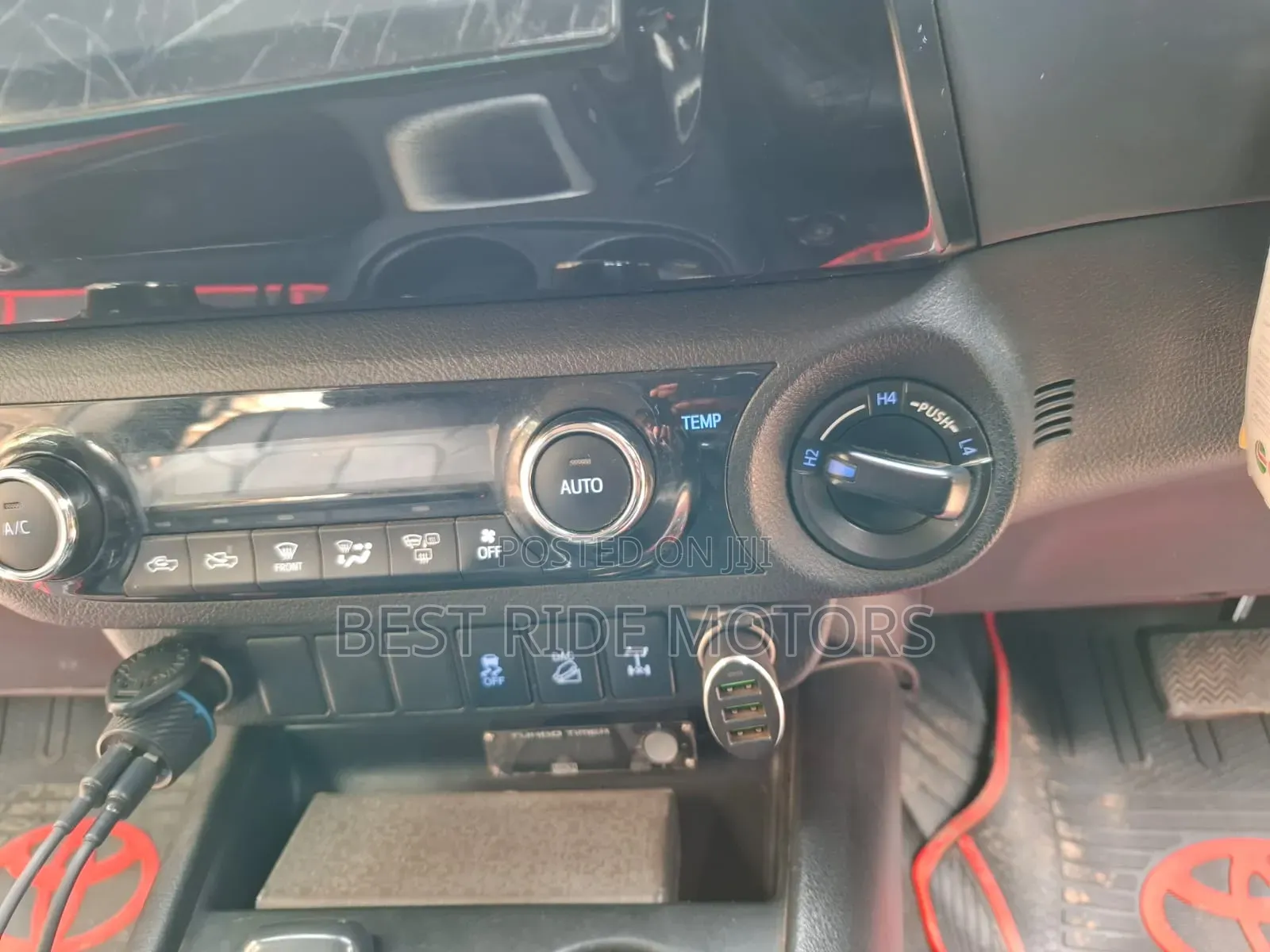 Toyota Hilux Revo Double Cab Deisel 2.4 RWD 2018 Black