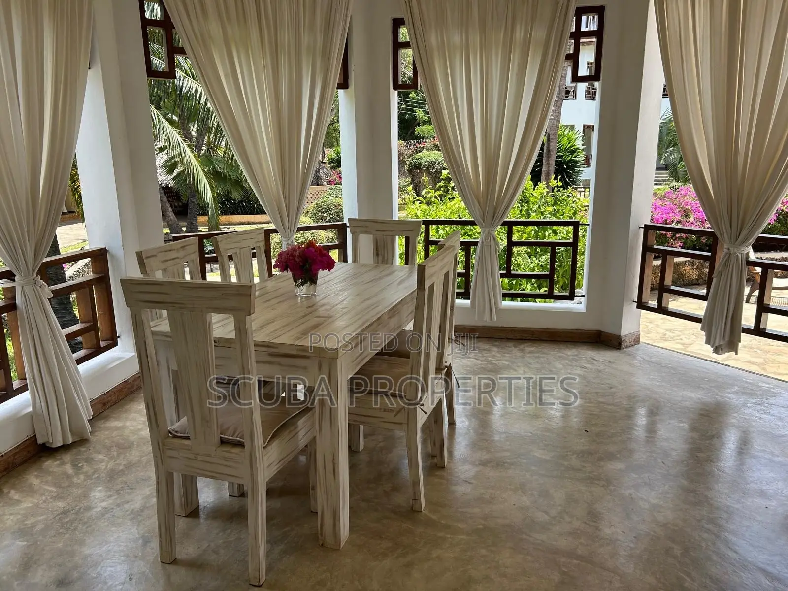 Furnished 2bdrm Apartment in Town Centre for sale