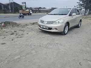 Nissan Tiida 1.5L 16V 2010 Beige