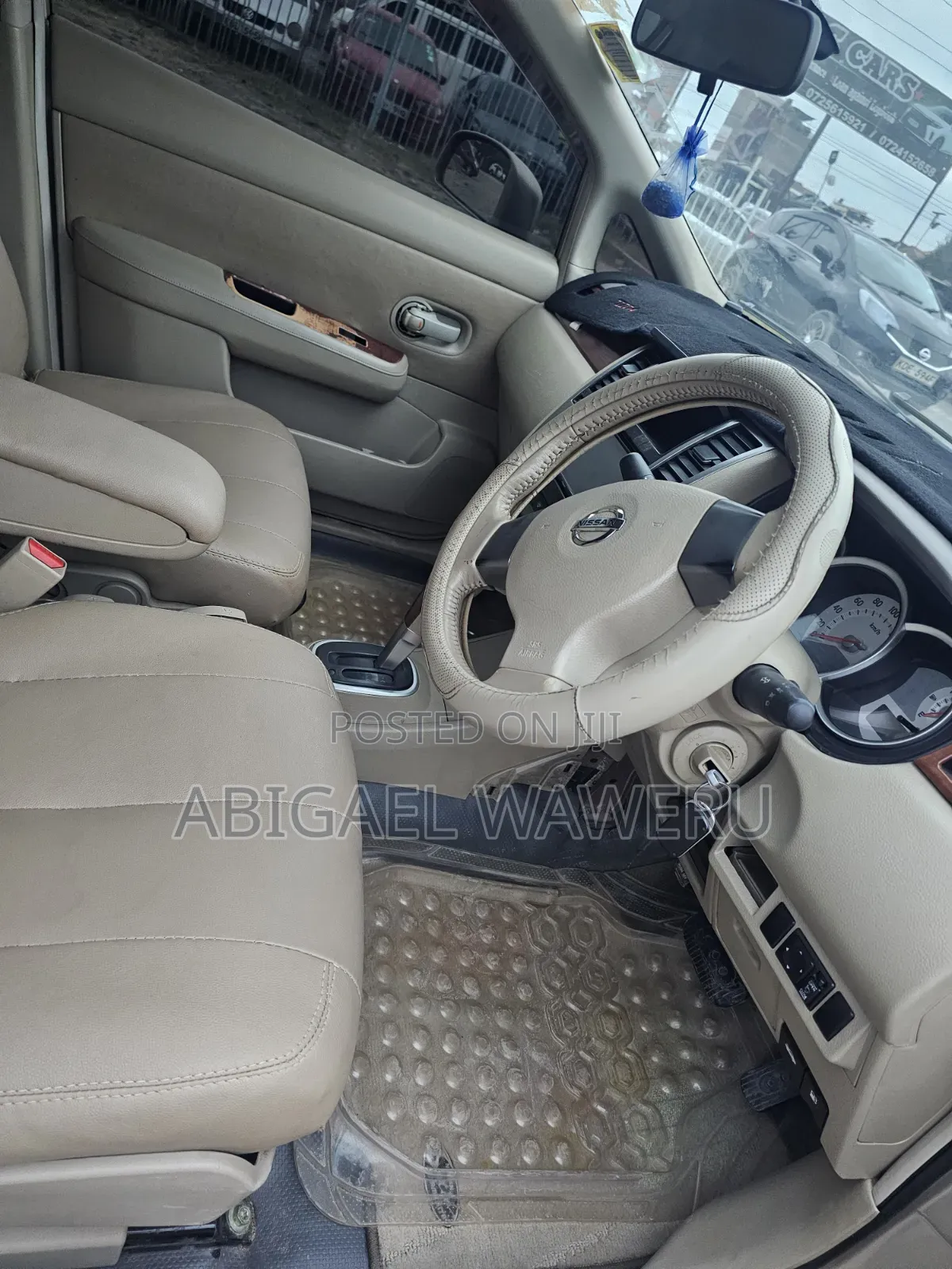 Nissan Tiida 1.5L 16V 2010 Beige