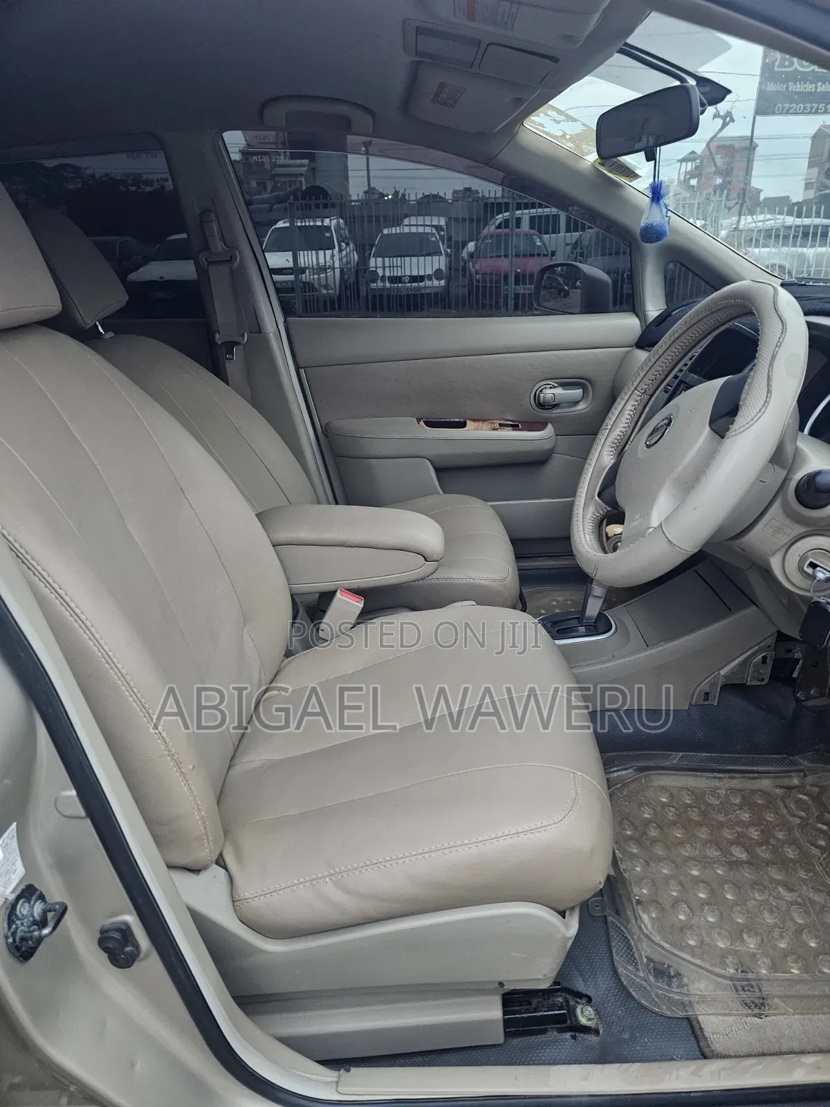 Nissan Tiida 1.5L 16V 2010 Beige