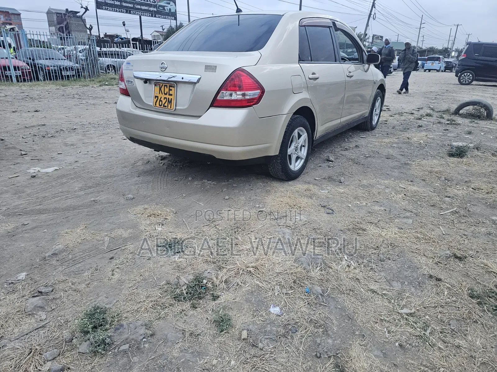Nissan Tiida 1.5L 16V 2010 Beige