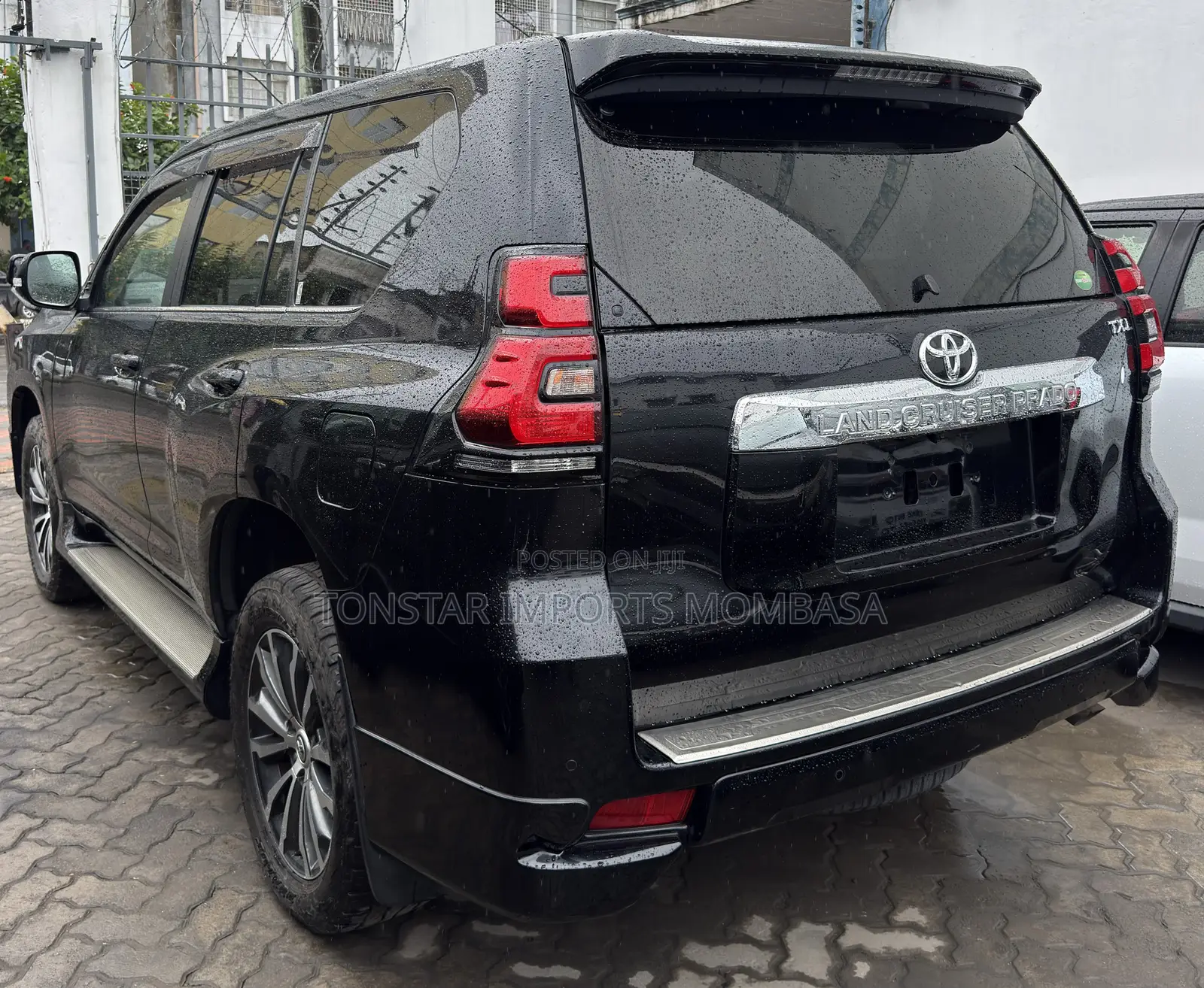 Toyota Land Cruiser Prado 2.8 2019 Black