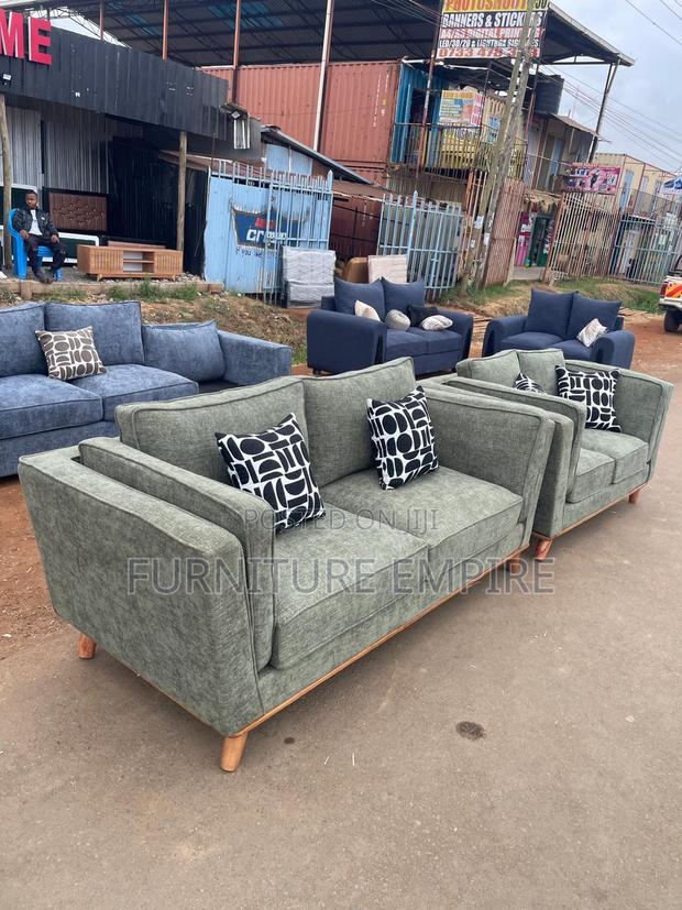 5‐Seater 3+2 Green Sofa Set With Cushions