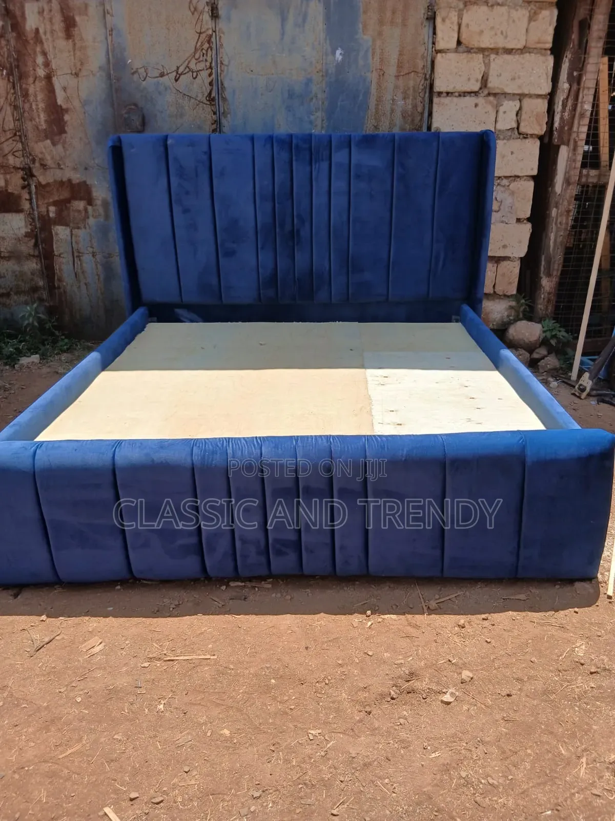 Velvet 6x6 Royal Blue
