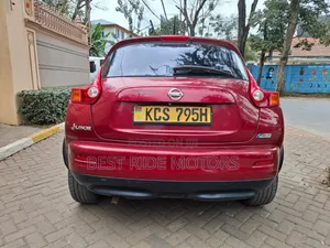Nissan Juke 2011 Red