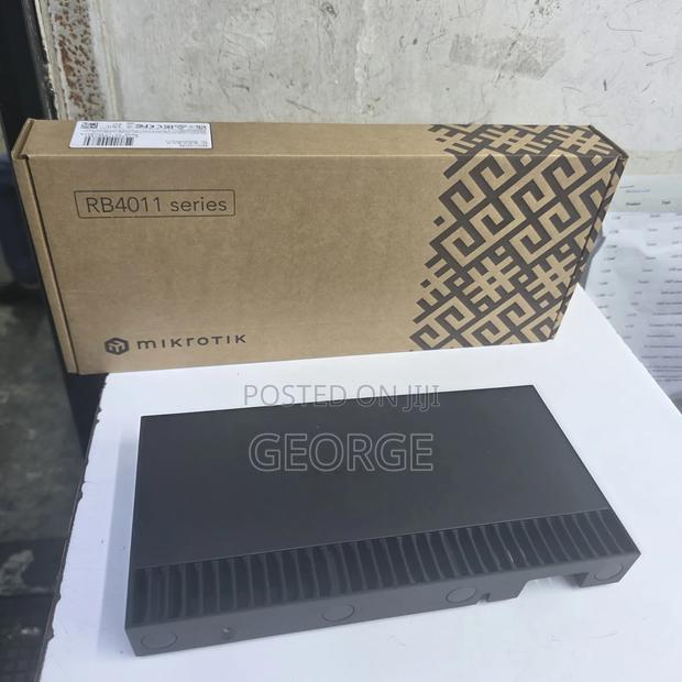 MikroTik RB4011iGS+RM Rackmount Network Router