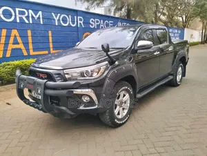 Toyota Hilux 2019 Black