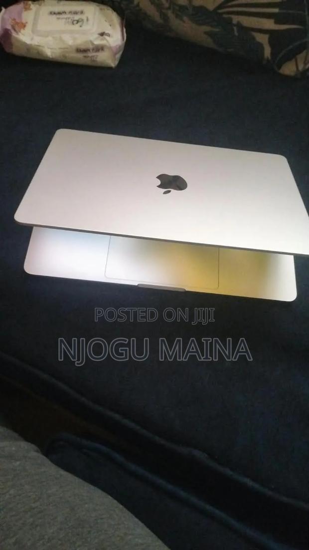Laptop Apple MacBook Air 16GB Apple M5 SSD 512GB - main view