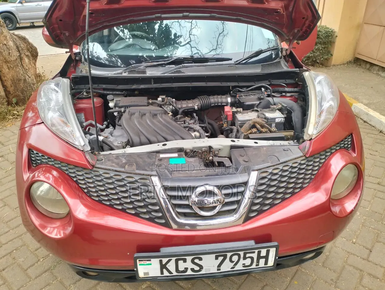 Nissan Juke 2011 Red