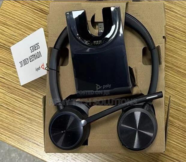 Poly Voyager 4320 Bluetooth/ Wired Headphone