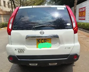 Nissan X-Trail 2011 White