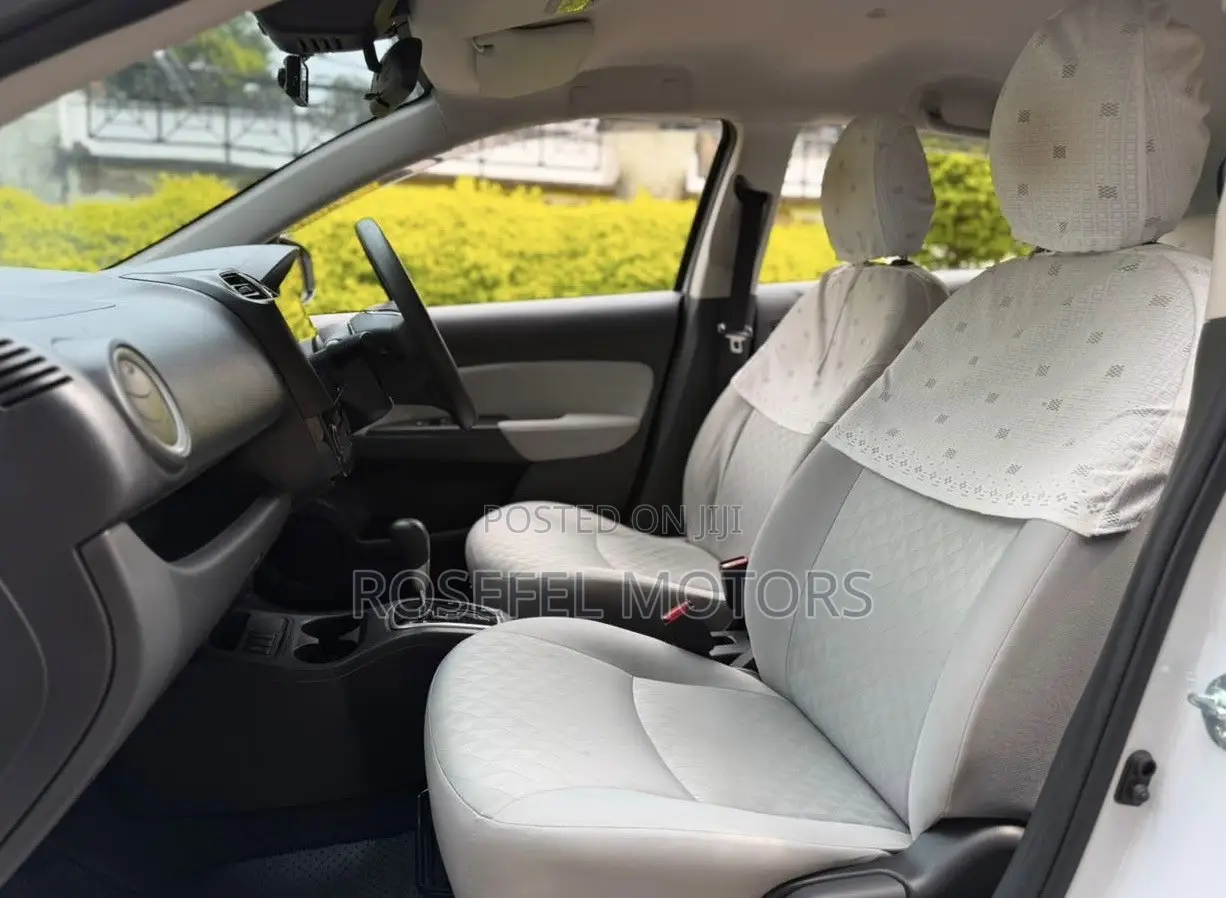 Mitsubishi Mirage 2020 White