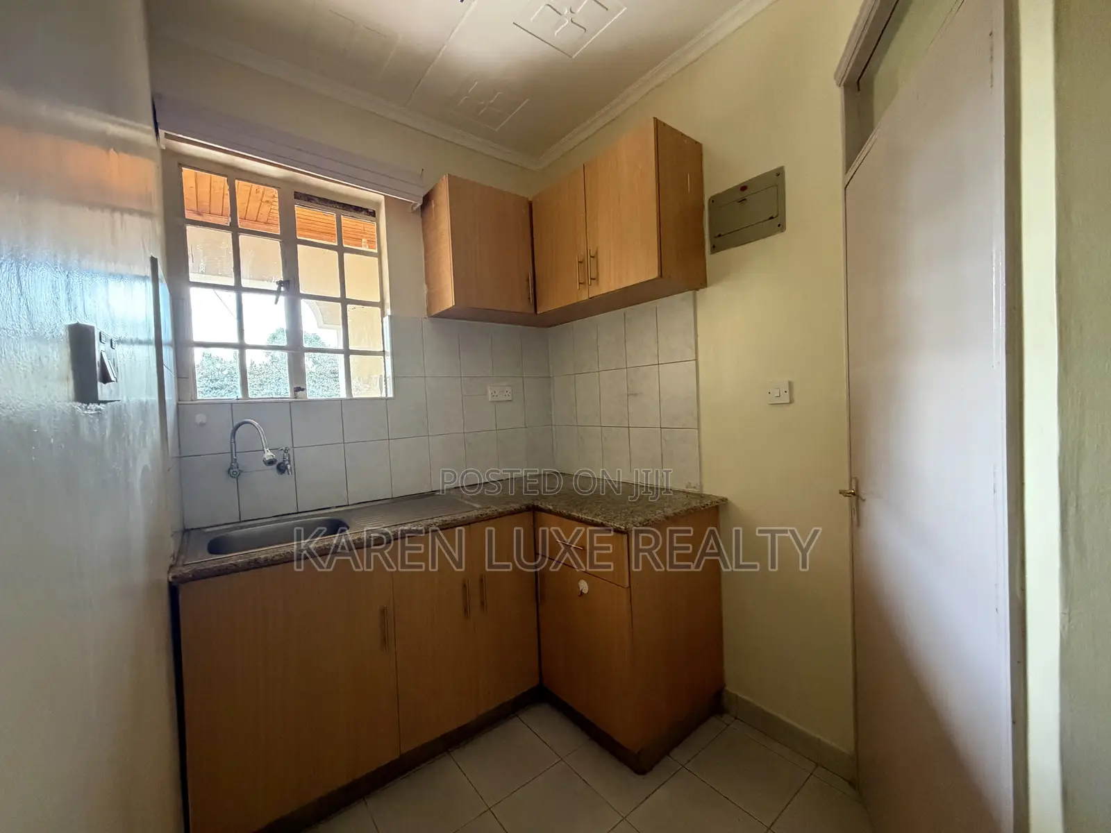 1bdrm Bungalow in Karen for rent