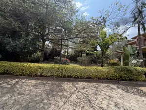 1bdrm Bungalow in Karen for rent