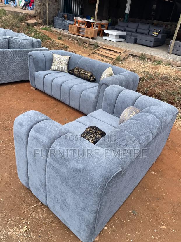 5‐Seater 3+2 Grey Sofa Set With Cushions
