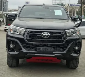 Toyota Hilux 2022 Black