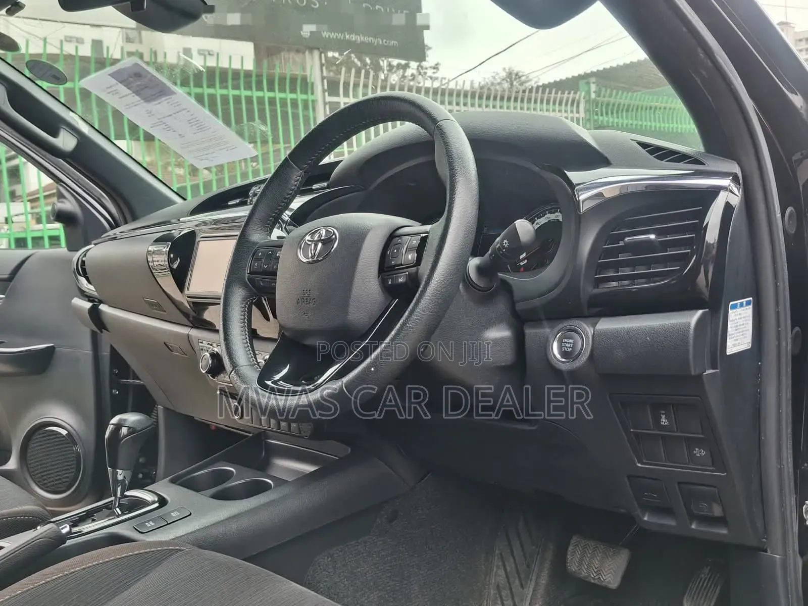 Toyota Hilux 2022 Black