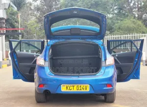 Mazda Axela 2012 Blue