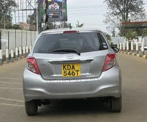 Toyota Vitz 2013 Black