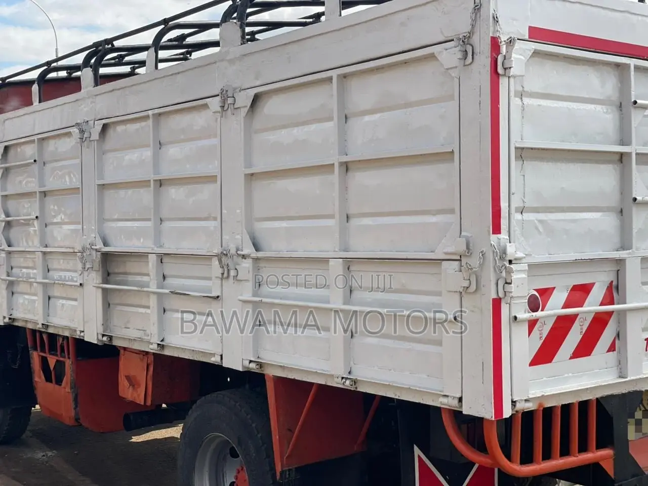 Isuzu FSR KCR 2018 White