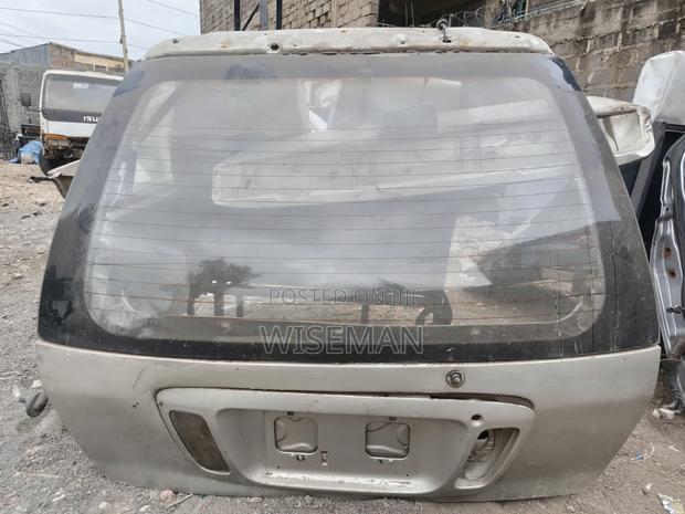 Toyota Nadia Boot Lid - main view