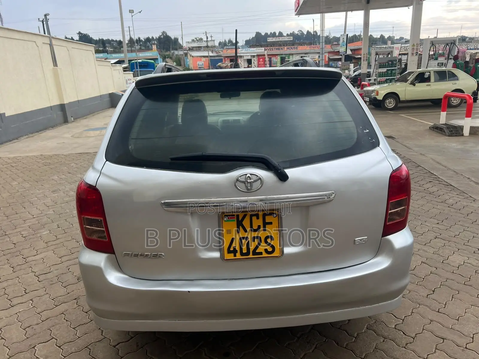 Toyota Corolla Fielder 2009 Silver