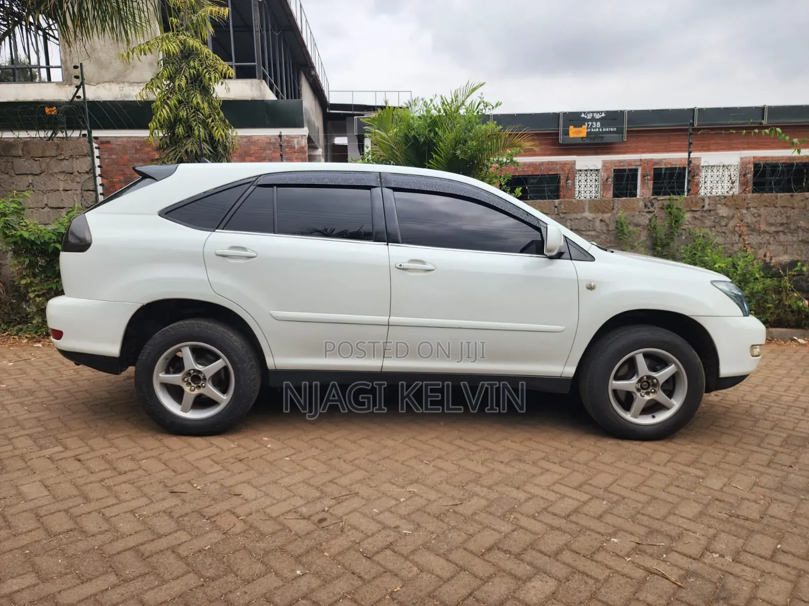 Toyota Harrier 2.4 2005 White
