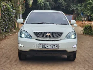Toyota Harrier 2.4 2005 White