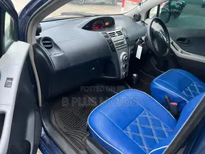 Toyota Vitz 2005 Blue