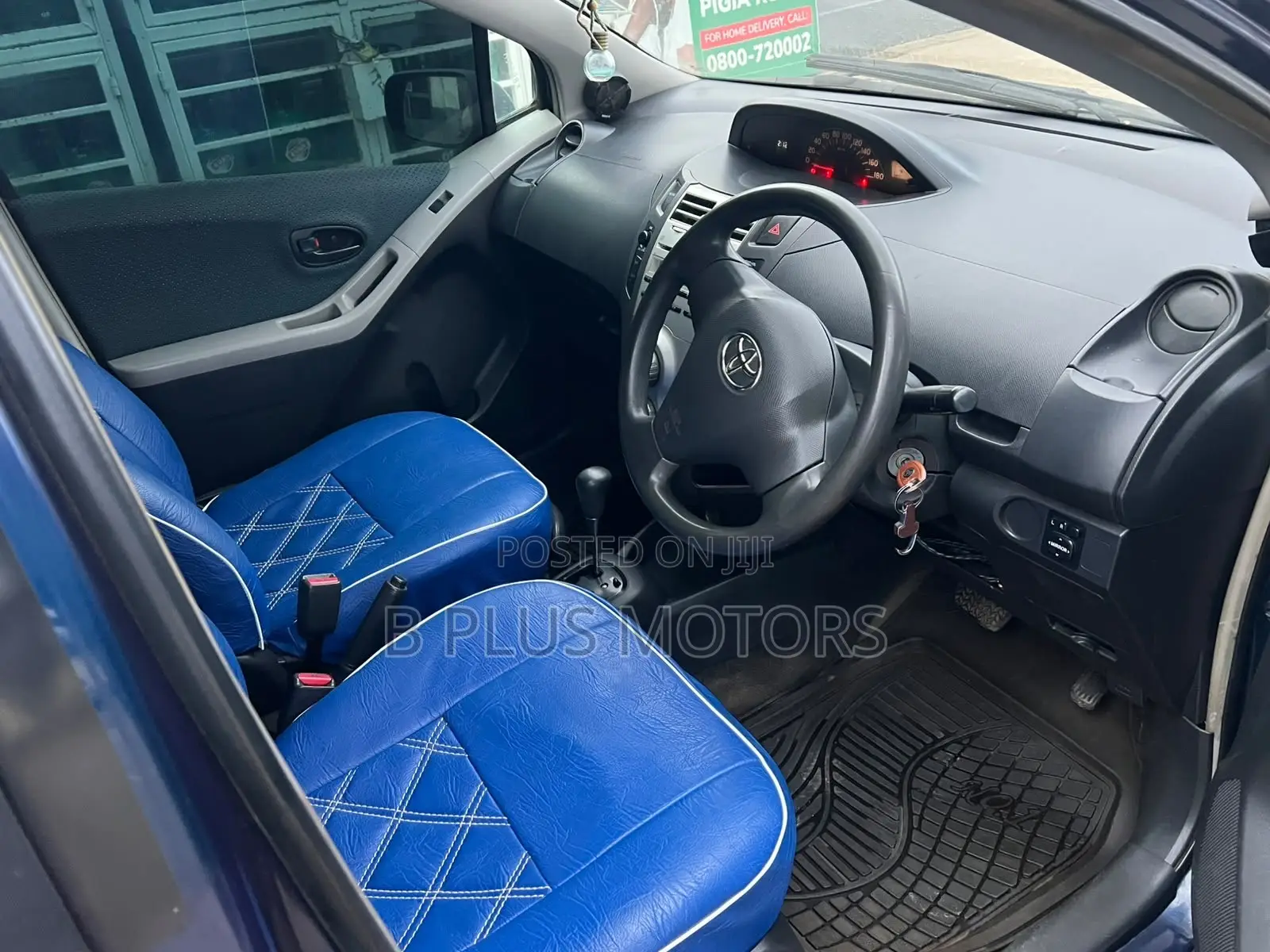 Toyota Vitz 2005 Blue