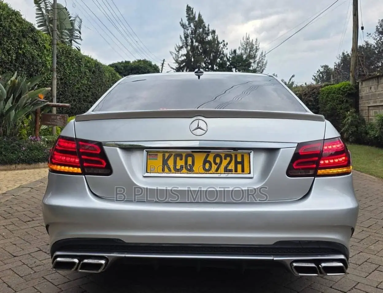 Mercedes-Benz E250 2010 Silver